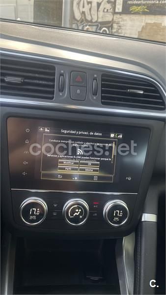 Usado Renault Kadjar Techno 140 CV (102 kW) 2022 Azul SUV