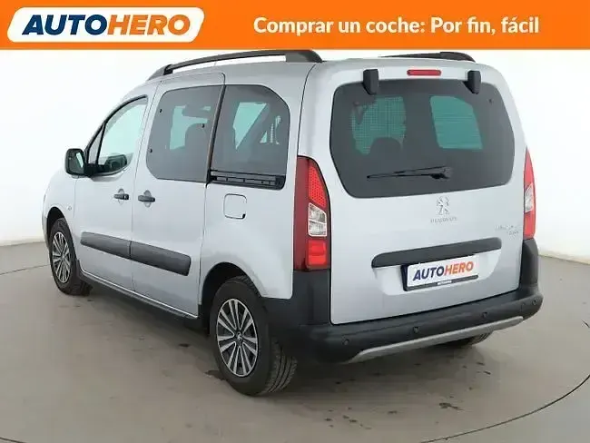 Usado Peugeot TePee 100 CV (73 kW) 2018 Gris Van
