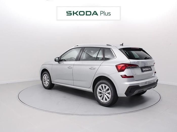 Gris / plata Usado 2023 Skoda Kamiq Ambition SUV | 18.300 € (Precio justo) - Imagen 1/4