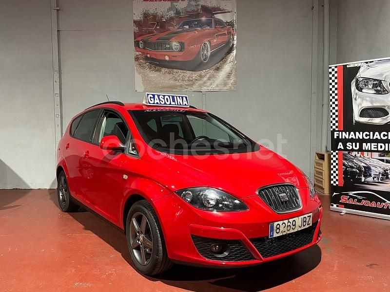Rojo Usado 2015 Seat Altea XL I-Tech Monovolumen | 7490 € (Precio justo) - Imagen 1/4