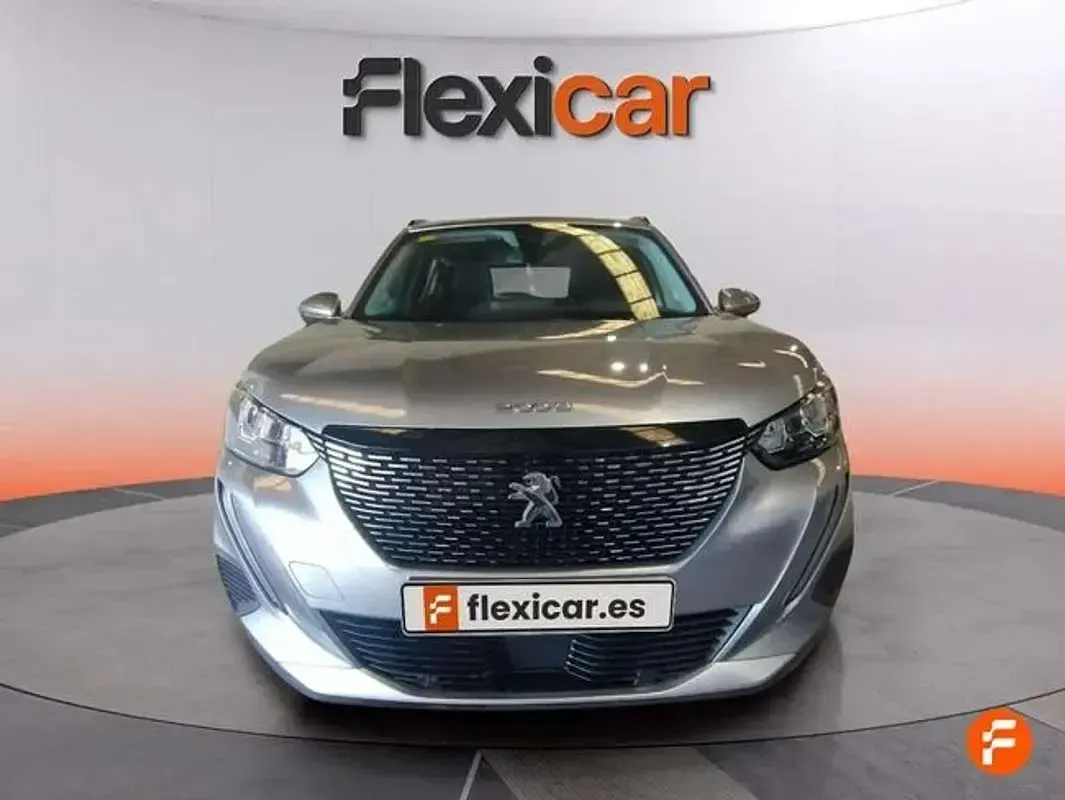 Usado Peugeot 2008 Allure 102 CV (75 kW) 2020 Gris SUV