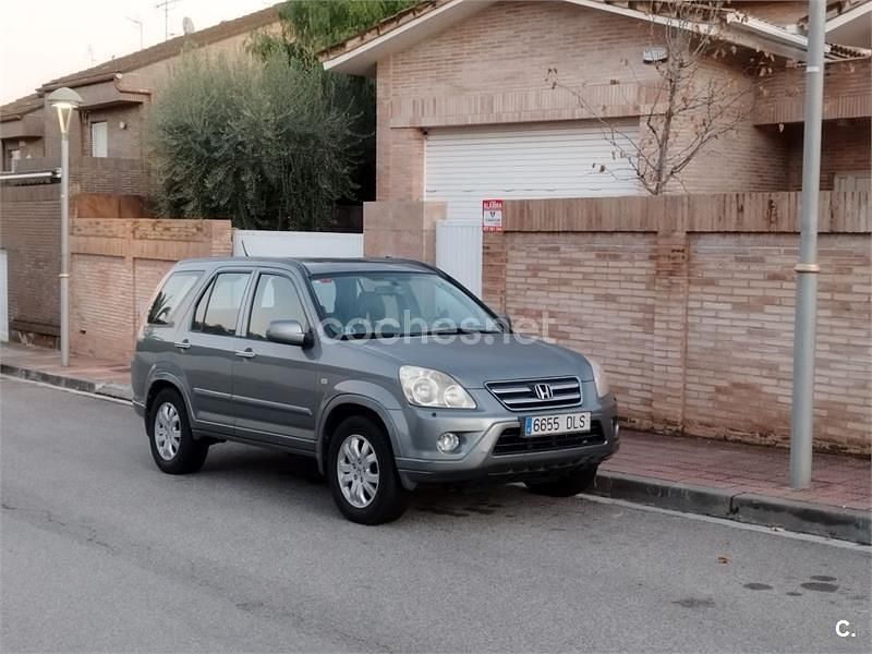 Gris / plata Usado 2005 Honda CR-V EX SUV | 5300 € - Imagen 1/4