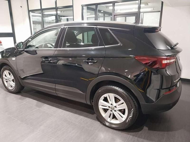Usado Opel Grandland X Excellence 131 CV (96 kW) 2019 Negro SUV