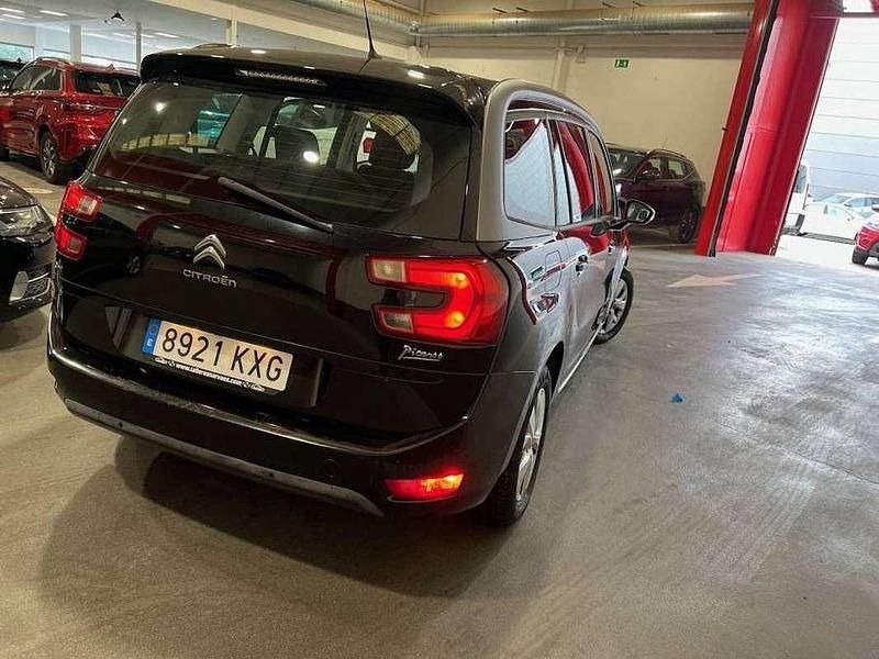 Usado Citroën Grand C4 Picasso Shine 120 CV (88 kW) 2019 Negro Monovolumen