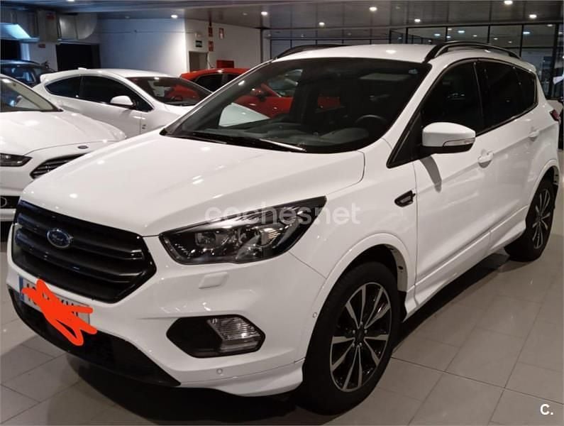 Usado Ford Kuga ST-Line 150 CV (110 kW) 2018 Blanco SUV