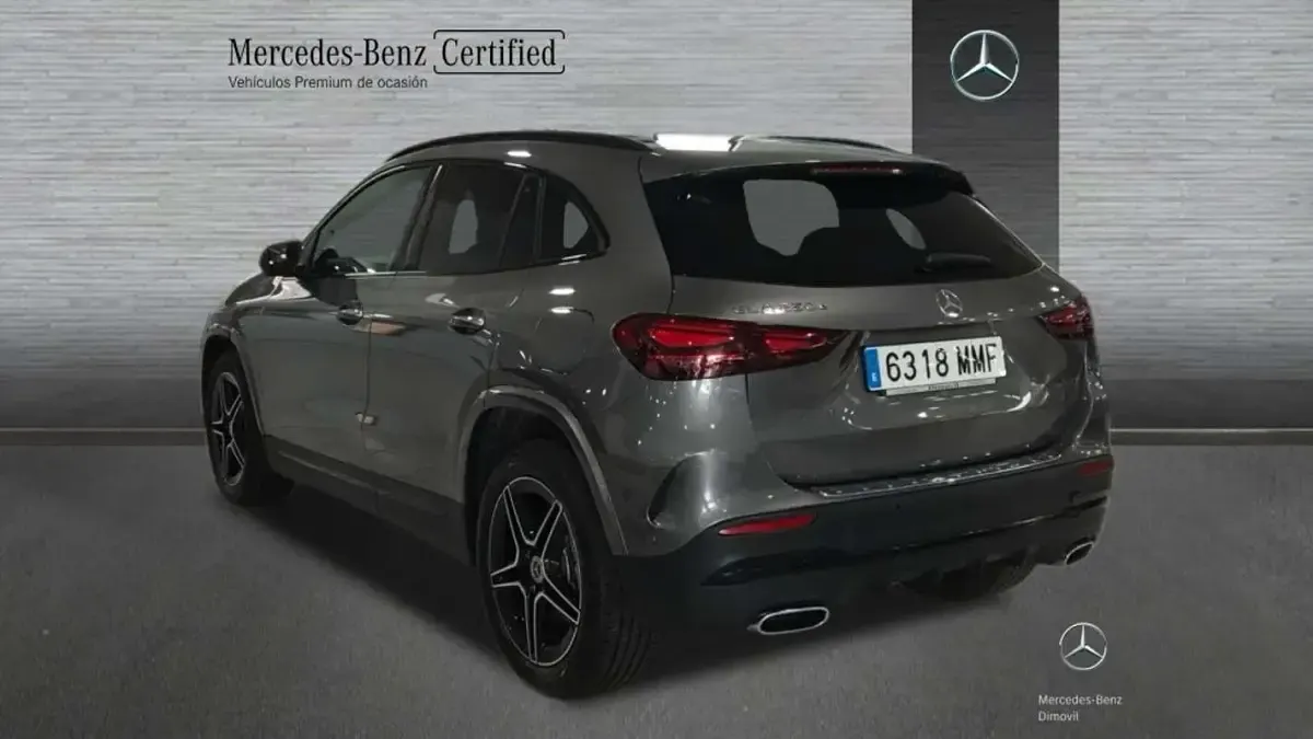 Usado Mercedes GLA250 218 CV (160 kW) 2023 Gris SUV