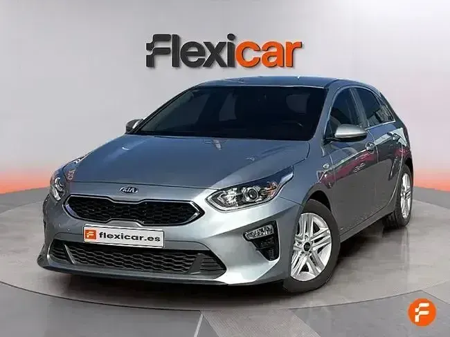Usado Kia Ceed 140 CV (102 kW) 2020 Gris Utilitario