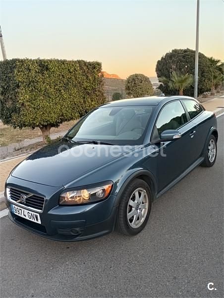 Usado Volvo C30 Kinetic 150 CV (110 kW) 2010 Gris / plata Utilitario