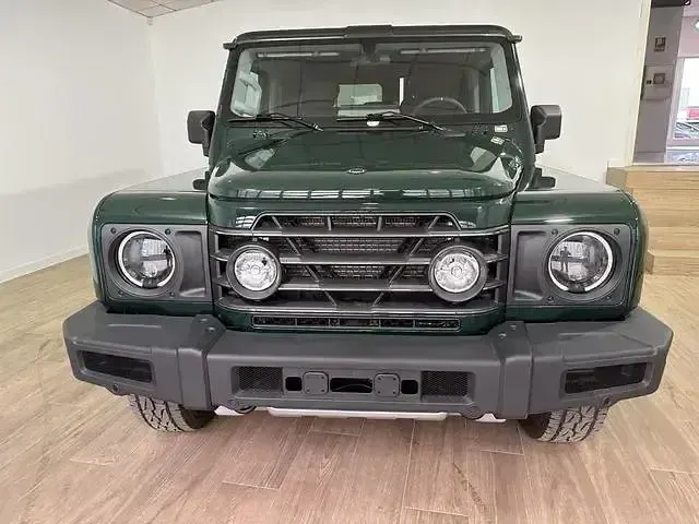 Usado Ineos Grenadier 286 CV (210 kW) 2023 Verde Familiar