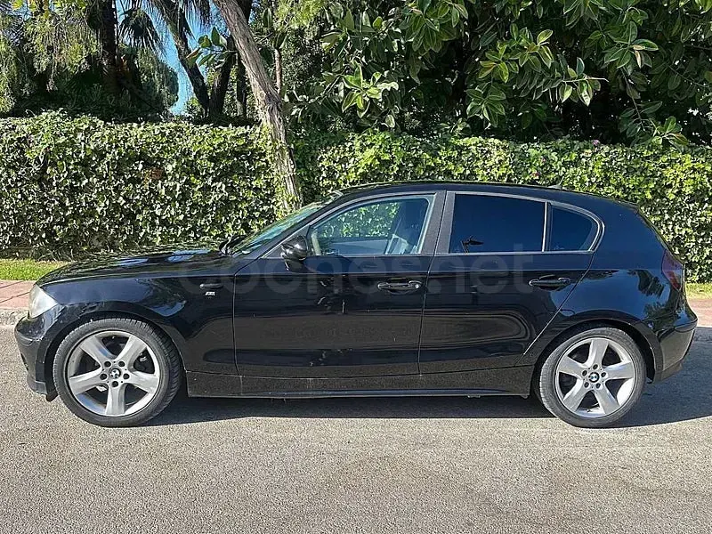 Usado BMW 116 116 CV (85 kW) 2005 Negro Utilitario