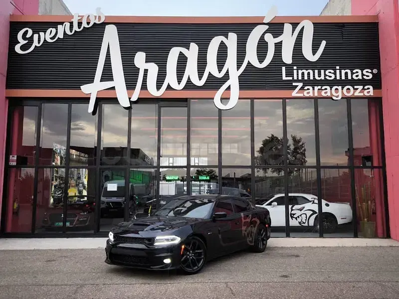Usado Dodge Charger 485 CV (356 kW) 2024 Negro Utilitario