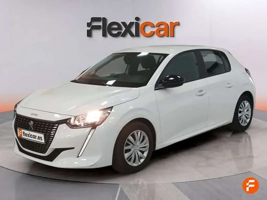 Usado Peugeot 208 Active 68 CV (50 kW) 2023 Blanco Utilitario