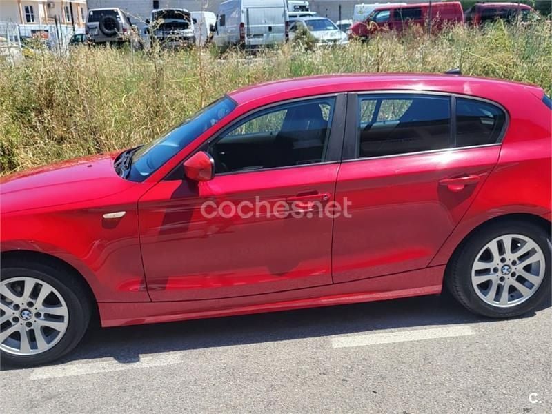 Rojo Usado 2010 BMW 116 Utilitario | 5900 € (Buen precio) - Imagen 1/4