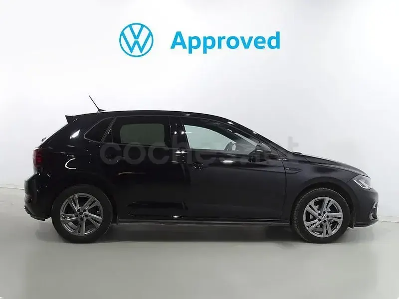 Usado VW Polo R-line 95 CV (69 kW) 2024 Negro Utilitario
