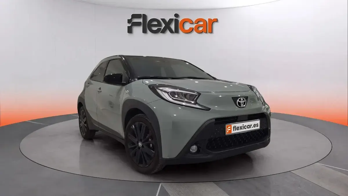 Usado Toyota Aygo X Play 72 CV (52 kW) 2024 SUV