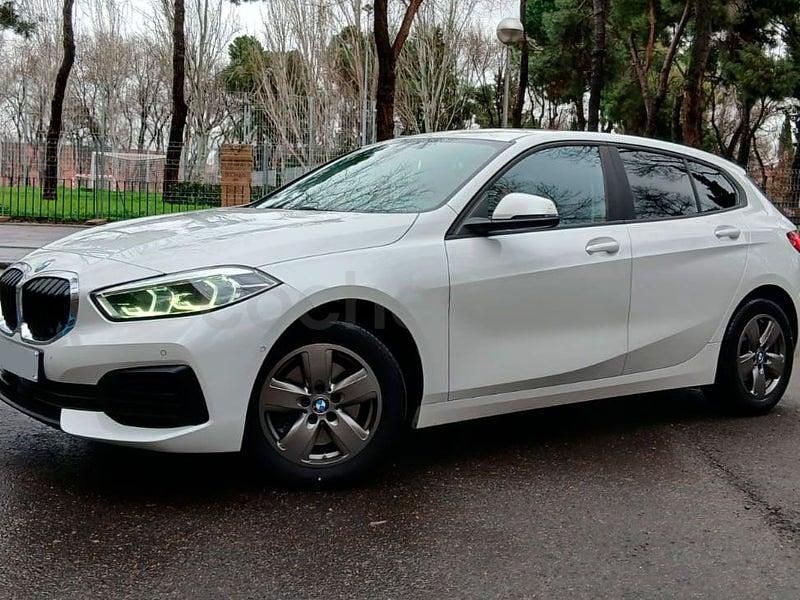 Blanco Usado 2021 BMW 118 Comfort Edition Utilitario | 18.995 € (Precio justo) - Imagen 1/4