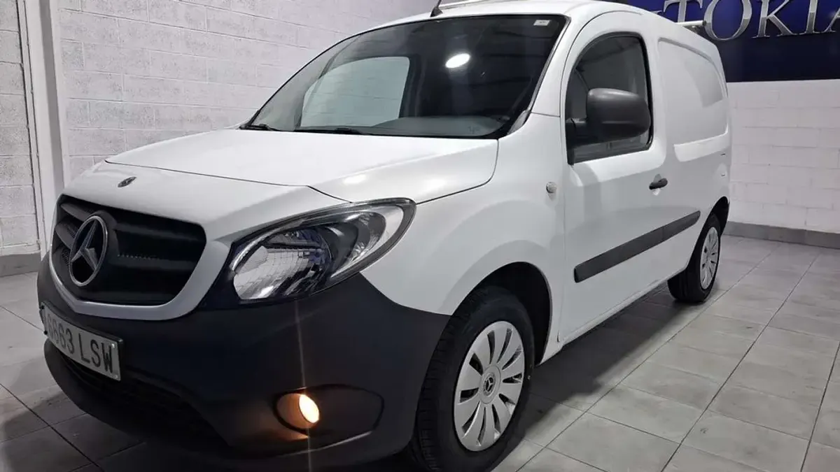 Usado Mercedes Citan 109 94 CV (69 kW) 2021 Blanco Monovolumen