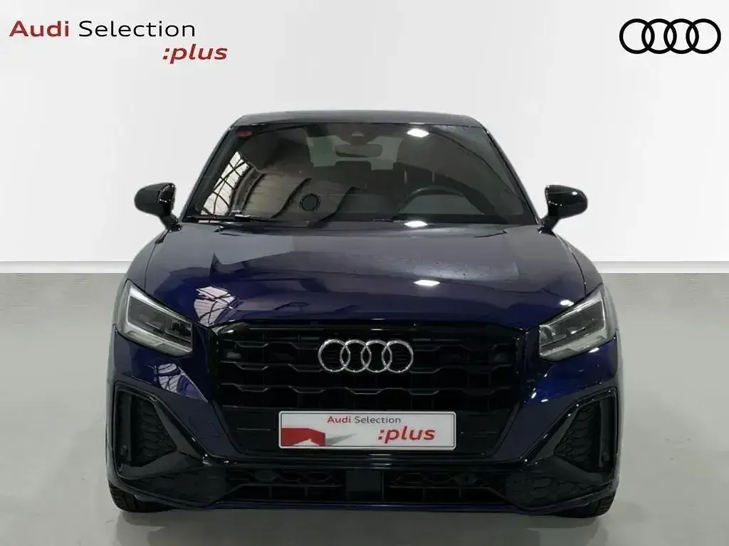 Usado Audi Q2 150 CV (110 kW) 2021 Azul SUV