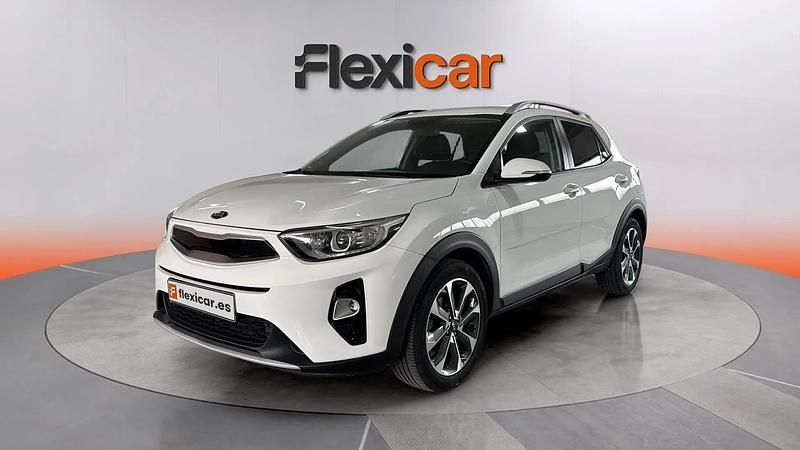 Usado Kia Stonic 101 CV (74 kW) 2018 Blanco SUV