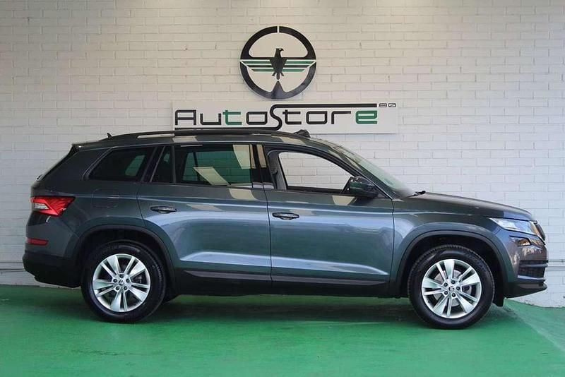 Usado Skoda Kodiaq Ambition 150 CV (110 kW) 2020 Gris SUV