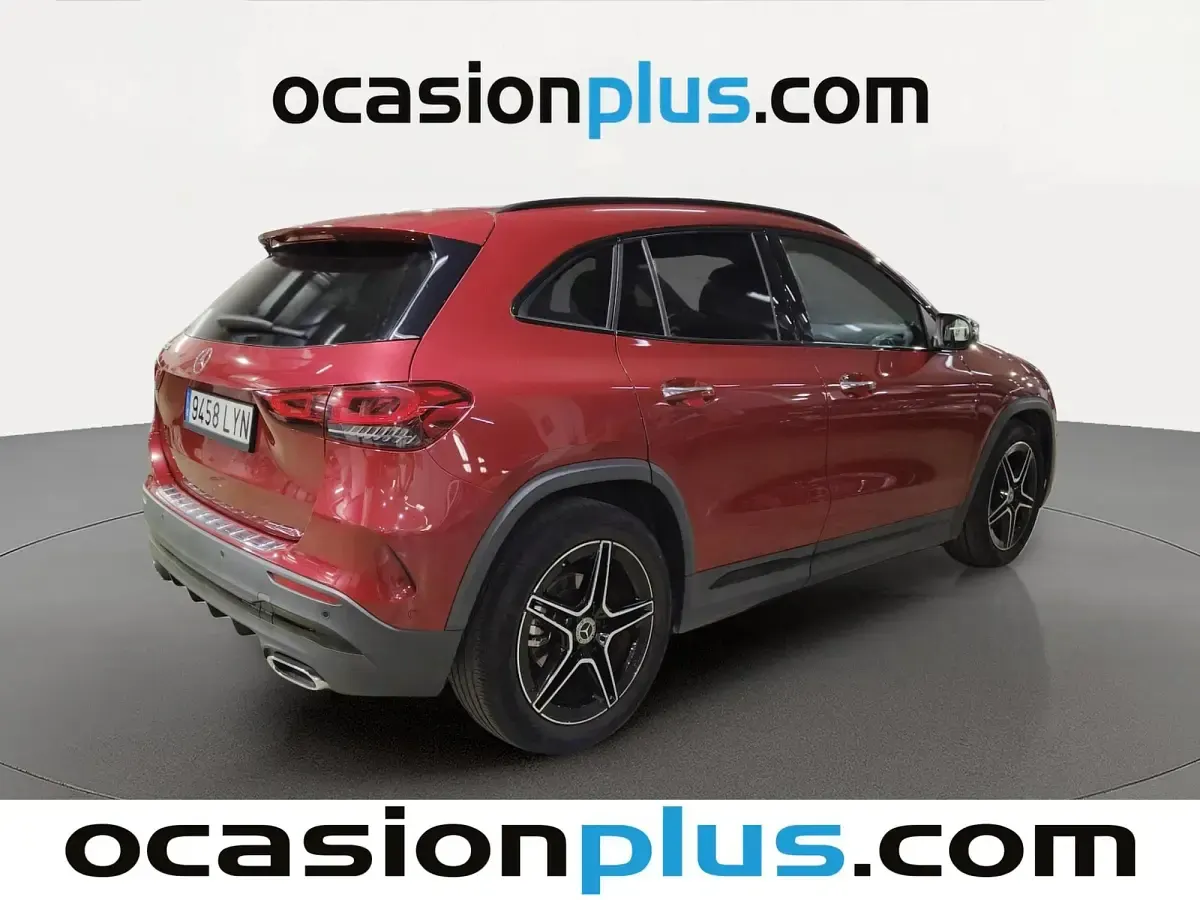 Usado Mercedes GLA200 AMG 163 CV (119 kW) 2022 Rojo SUV