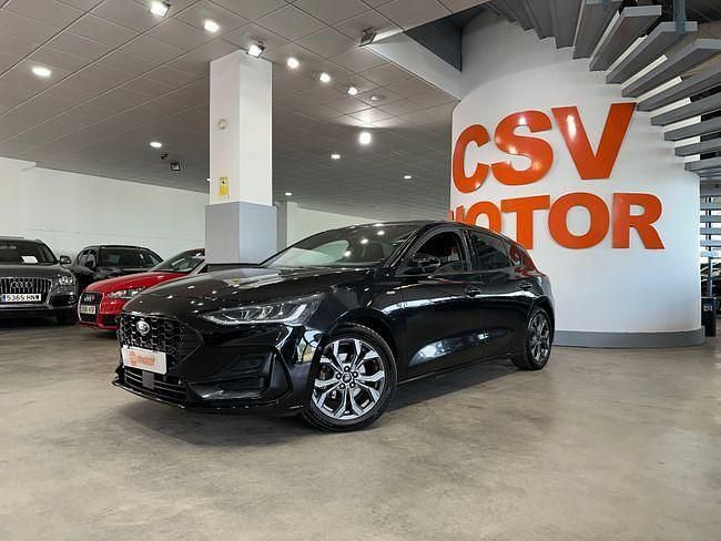 Usado Ford Focus ST-Line 125 CV (91 kW) 2023 Negro Berlina