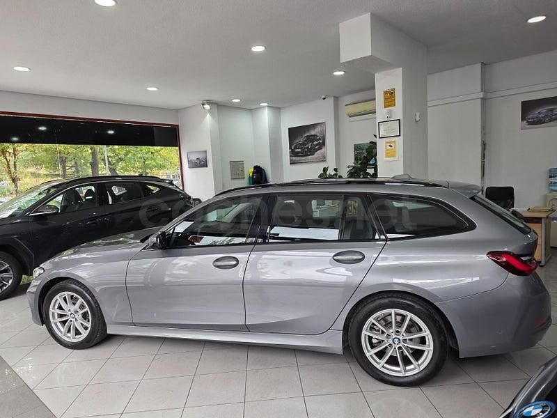 Używany BMW 318 150 KM (110 kW) 2023 Szary Kombi