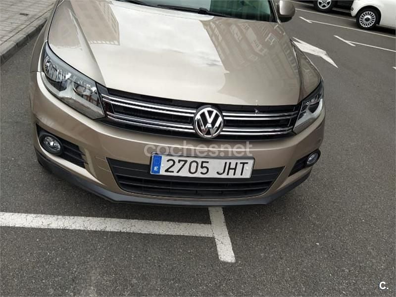 Beige Usado 2015 VW Tiguan Edition SUV | 13.500 € (Precio justo) - Imagen 1/4