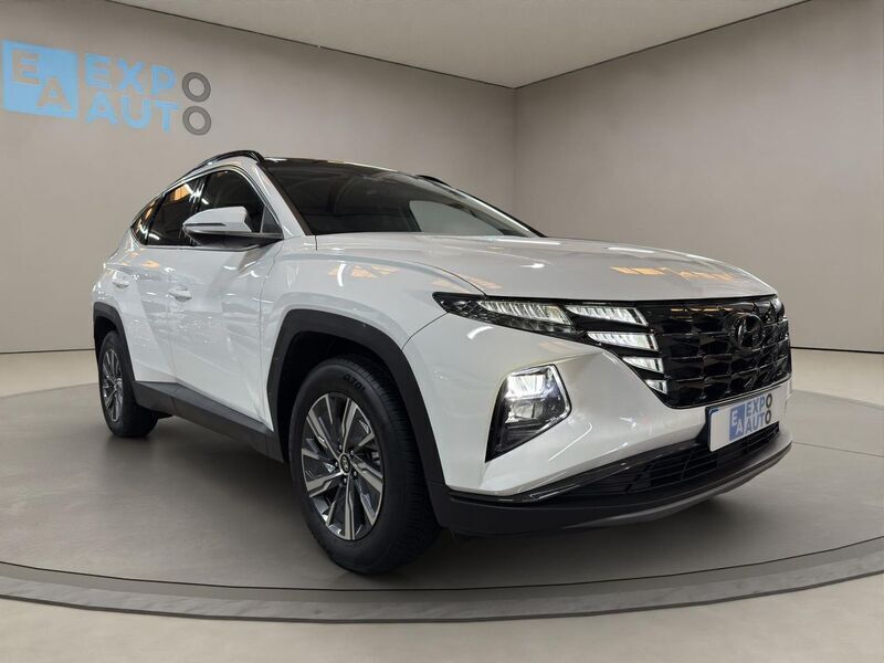 Blanco Usado 2023 Hyundai Tucson SUV | 31.474 € (Un poco caro) - Imagen 1/4