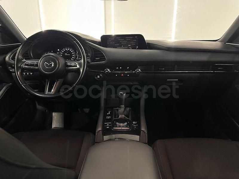 Usado Mazda 3 122 HP (89 kW) 2023 Cinzento Sedan