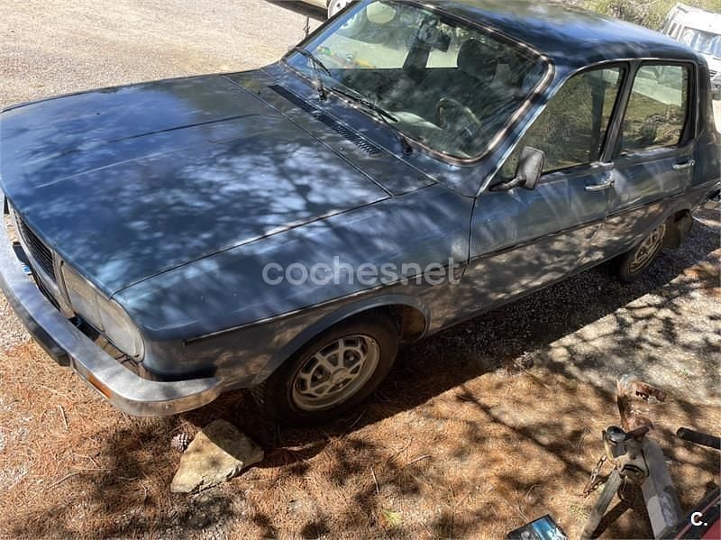 Begagnad Renault R11 72 HK (52 kW) 1982 Blå Halvkombi