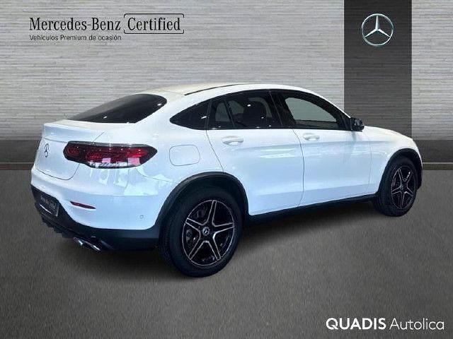 Usado Mercedes GLC200 AMG line 197 CV (144 kW) 2022 Blanco polar SUV
