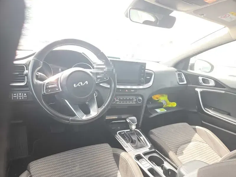 Usado Kia XCeed 141 CV (103 kW) 2023 Blanco SUV