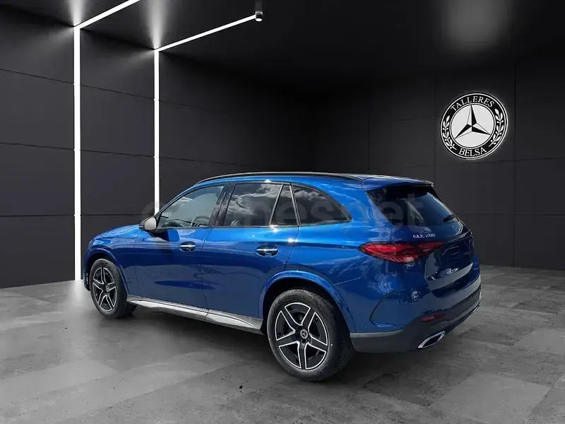 Nuevo Mercedes GLC200 204 CV (150 kW) 2026 Azul SUV