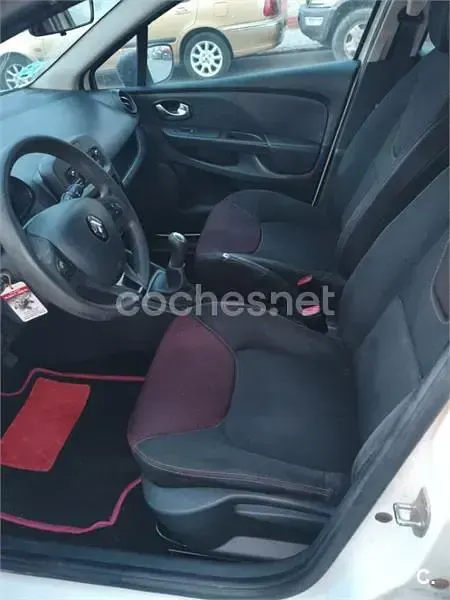 Usado Renault Clio IV Expression 75 CV (55 kW) 2015 Blanco Berlina