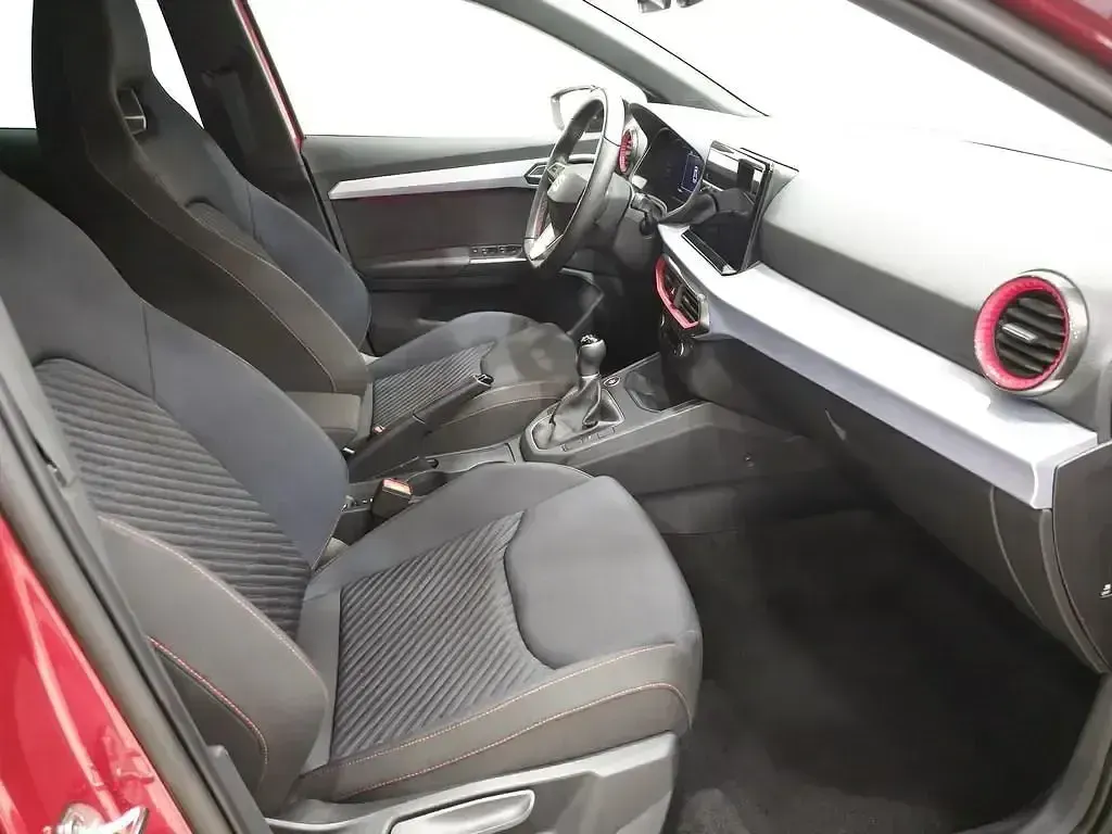 Uusi Seat Ibiza FR 115 HP (84 kW) 2026 Punainen Viistoperä
