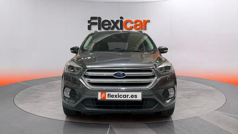 Usado Ford Kuga Trend+ 150 CV (110 kW) 2018 Gris SUV
