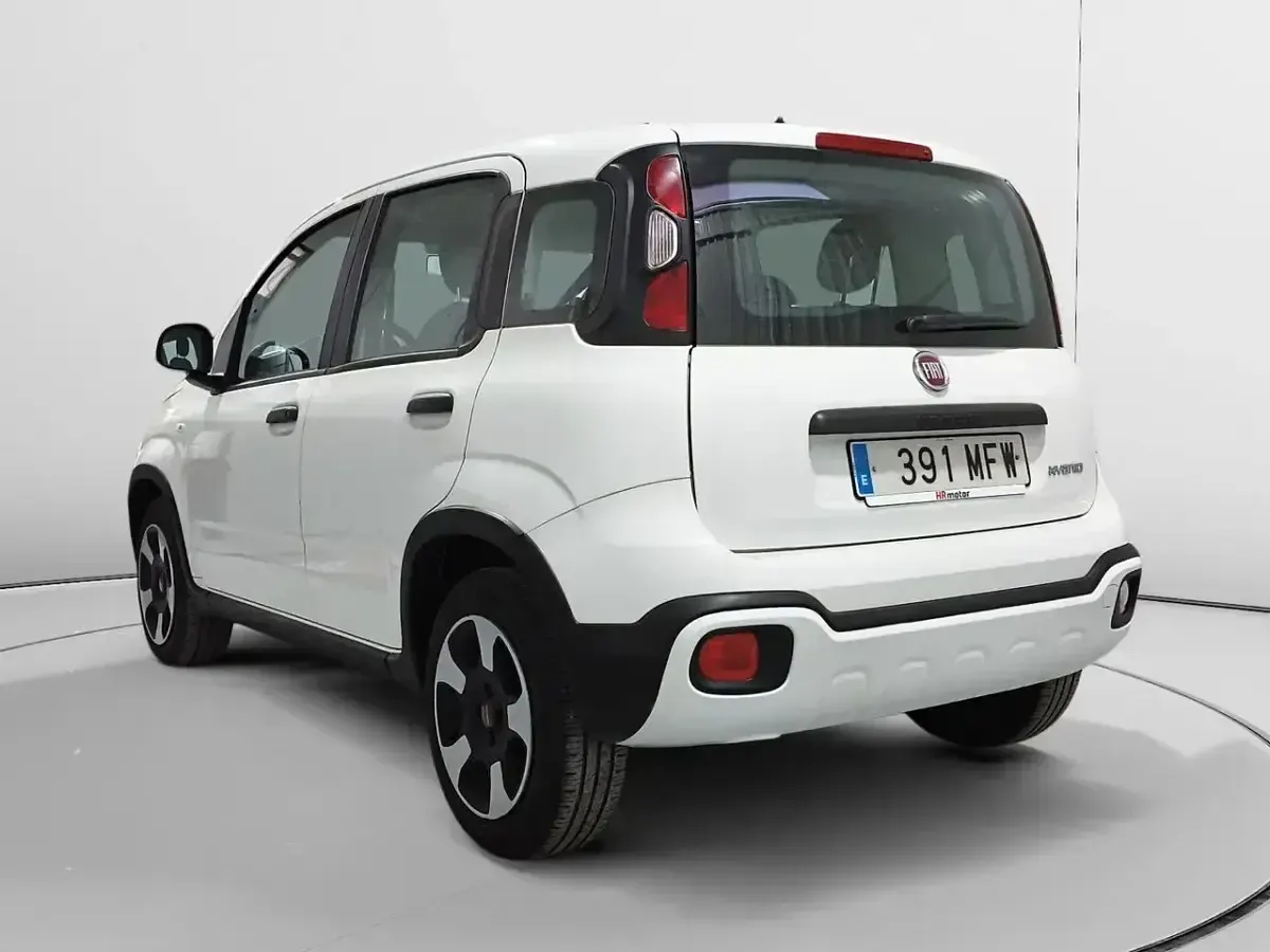Usado Fiat Panda Cross Cross 70 CV (51 kW) 2023 Blanco Utilitario