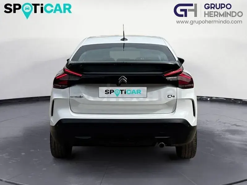 Usado Citroën C4 Feel 130 CV (95 kW) 2021 Blanco Berlina