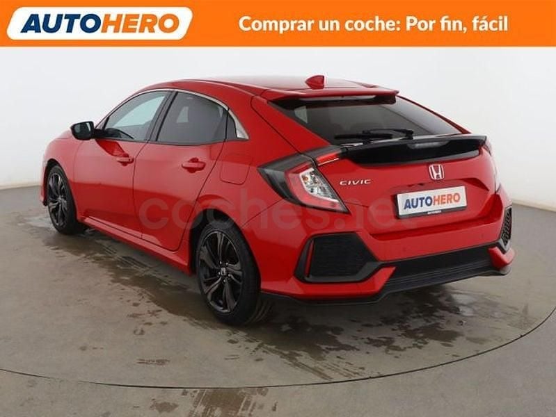 Usado Honda Civic Elegance 130 CV (95 kW) 2018 Rojo Berlina