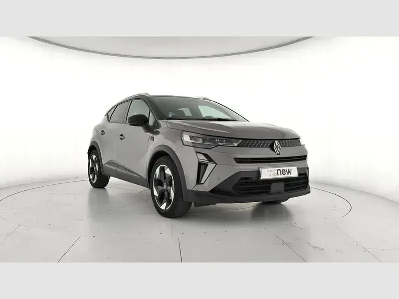 Usado Renault Captur Techno 100 CV (73 kW) 2025 Gris SUV