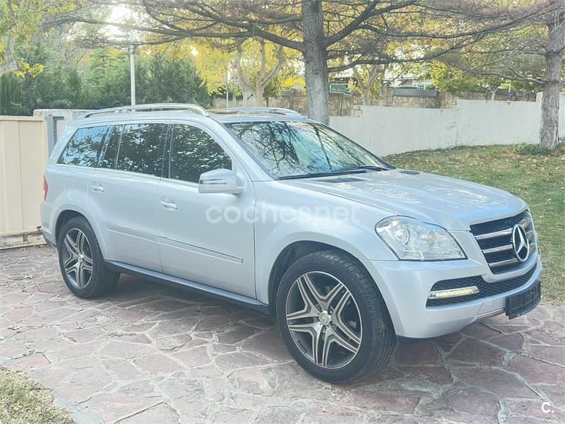 Gris / plata Usado 2012 Mercedes GL350 SUV | 249.007 € - Imagen 1/4