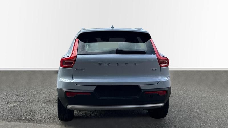 Ny Volvo XC40 Core 163 HK (119 kW) 2026 Otro SUV