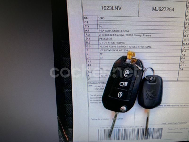 Blanco Usado 2021 Peugeot 2008 Active SUV | 13.500 € (Caro) - Imagen 1/4