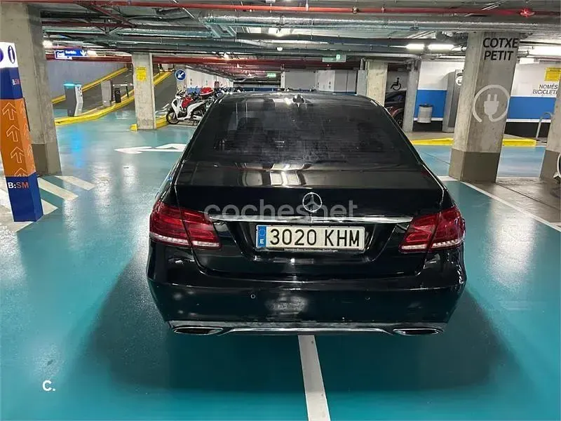 Usado Mercedes E220 Avantgarde 170 CV (125 kW) 2013 Negro Berlina
