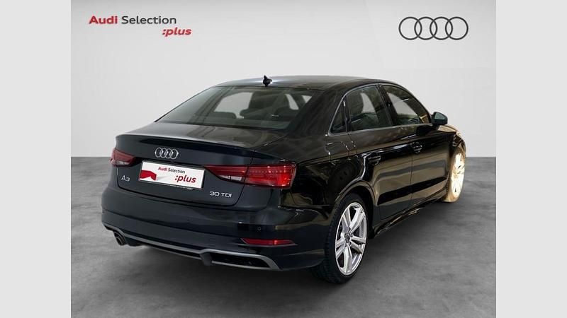 Usado Audi A3 S-Line 116 CV (85 kW) 2020 Negro mito (metalizado) Berlina