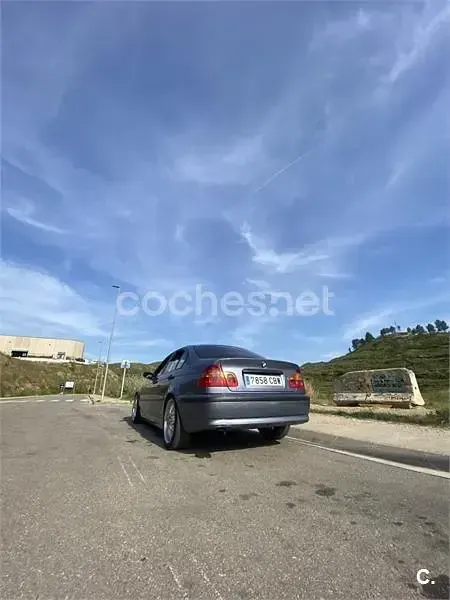 Usado BMW 320 136 CV (100 kW) 2002 Azul Berlina