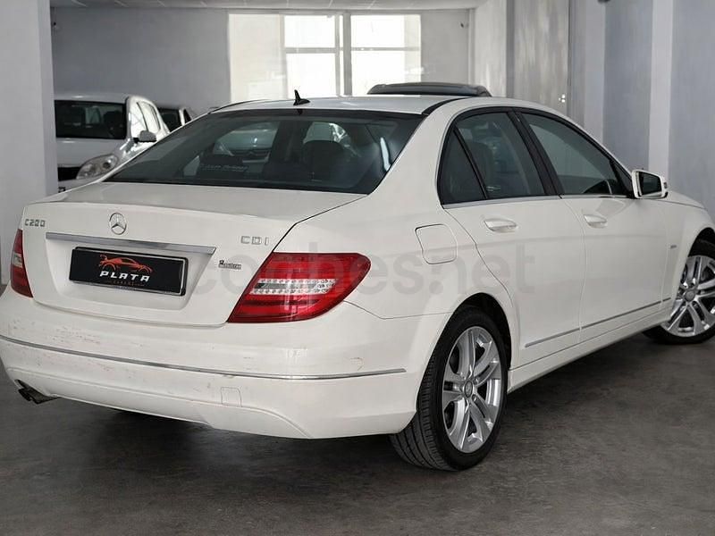 Usado Mercedes C200 Avantgarde 136 CV (100 kW) 2012 Blanco Berlina