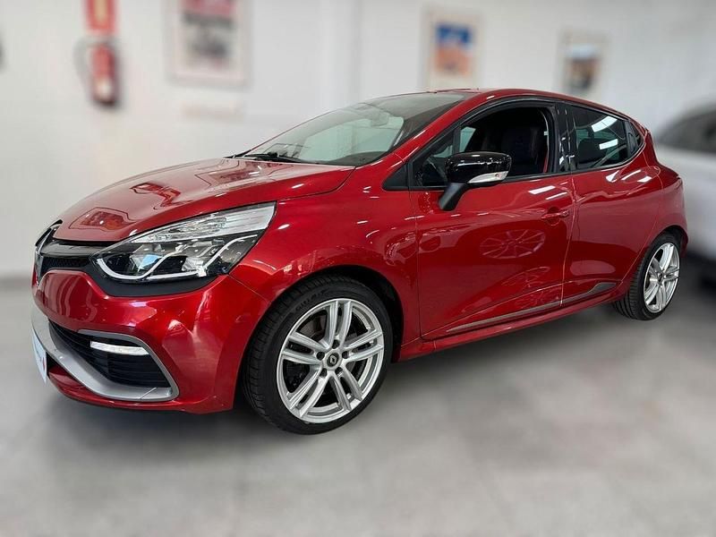 Usado Renault Clio IV 200 CV (147 kW) 2014 Granate Berlina