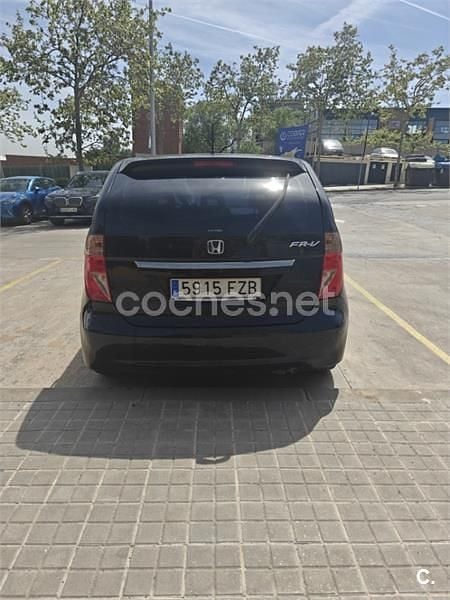 Usado Honda FR-V 140 CV (102 kW) 2008 Negro Monovolumen